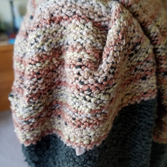 Hand made Bolero Style jkt. - Picture 3 of 5